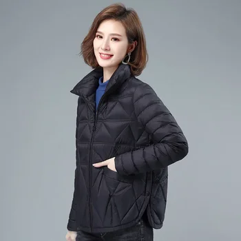 2023 Új pehely pamutkabát női divat rövid laza koreai alkalmi télikabát kabátok női felsőruházat Parkas kabát nő