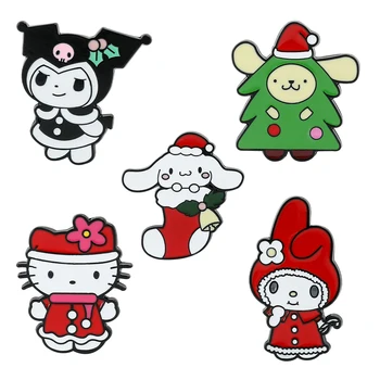 Sanrio karácsonyi sorozat zománc kitűzők Kawaii Hello Kitty Kuromi Cinnamoroll fém bross hátizsák kitűzőkhöz Kiegészítők Gyerek ajándékok