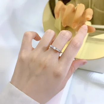 Új 2023 Új S925 ezüst csokorgyűrű divatos egyszerű sokoldalú kis gyémántgyűrű